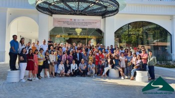Hơn 200 doanh nghiệp lữ hành tham gia đoàn khảo sát du lịch Vân Hồ - Mộc Châu