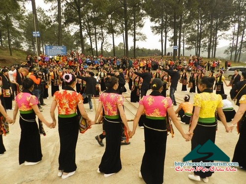 Đặc sắc lễ hội Hết Chá ở xã Đông Sang năm 2019