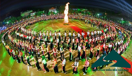 Ngày 15/12/2021 UNESCO vinh danh Xòe Thái là di sản văn hóa phi vật thể của nhân loại